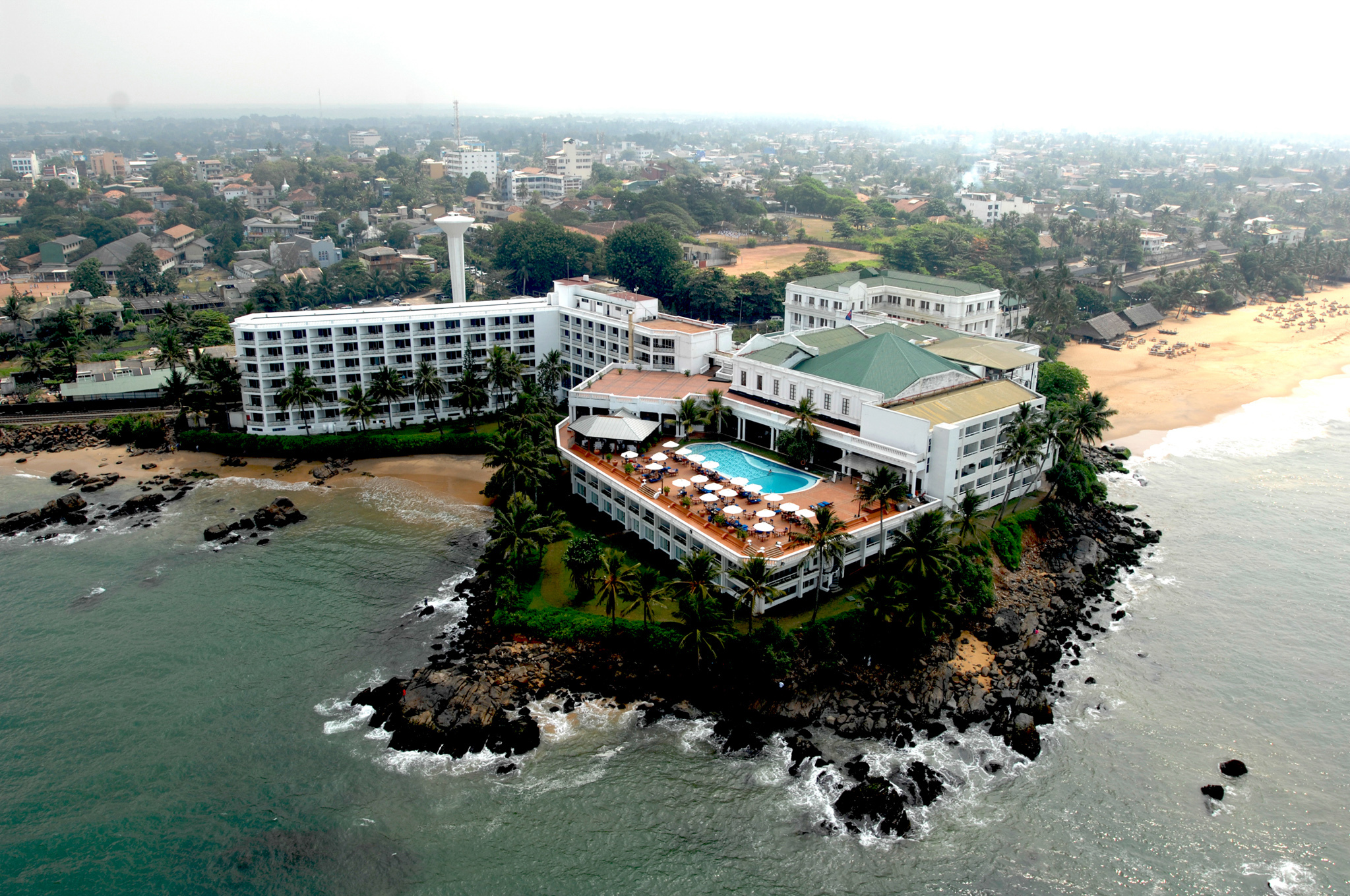 Mount Lavinia Beach